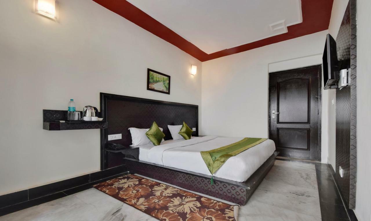 Treebo Mayur, Mall Road Mussoorie Ngoại thất bức ảnh