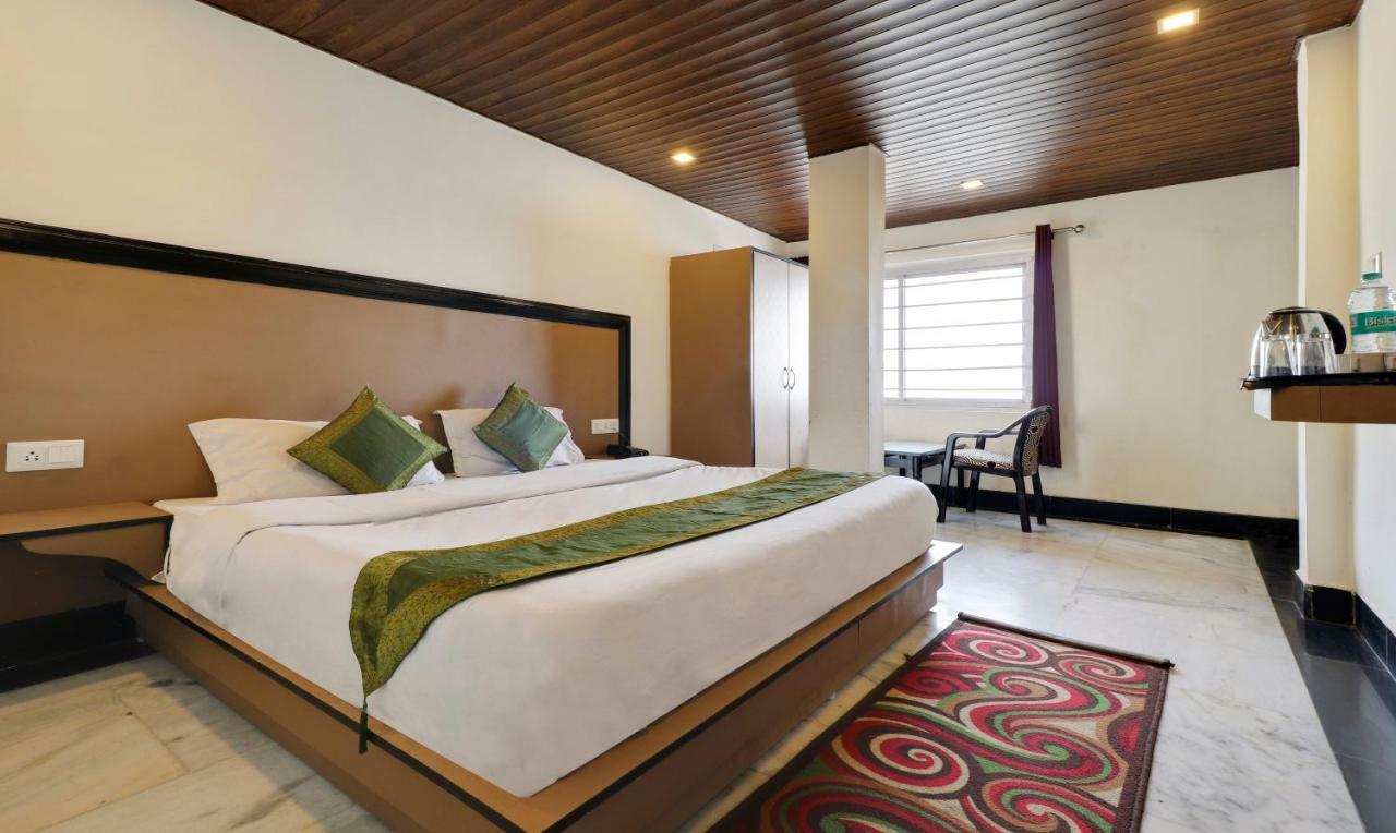 Treebo Mayur, Mall Road Mussoorie Ngoại thất bức ảnh