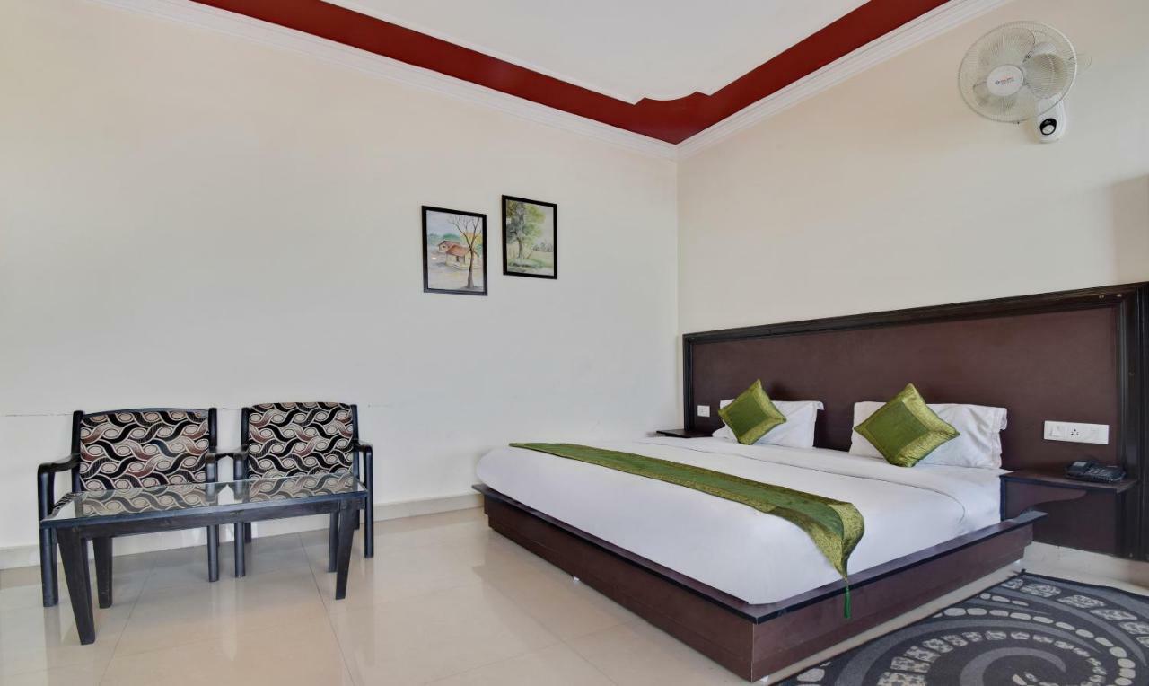 Treebo Mayur, Mall Road Mussoorie Ngoại thất bức ảnh
