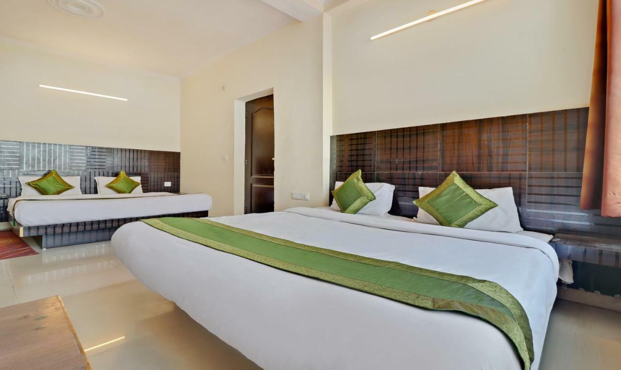 Treebo Mayur, Mall Road Mussoorie Ngoại thất bức ảnh